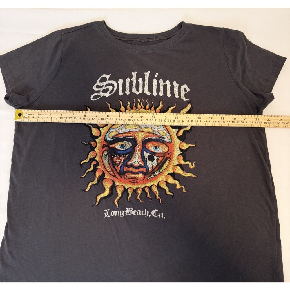 Sublime Women’s XL Graphic T Shirt Sun Face Long Beach CA Black Band Tee - Picture 4 of 6